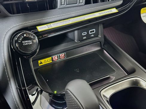 New 2026 Lexus NX 350 F Sport AWD/4WD image 15