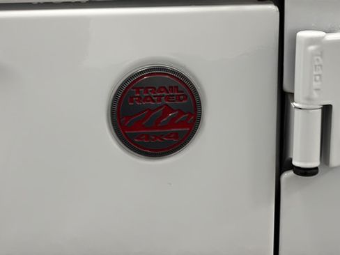 Used 2021 Jeep Wrangler Unlimited Rubicon AWD/4WD image 40