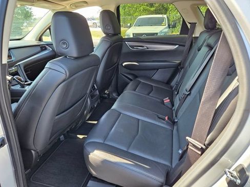 Used 2019 Cadillac XT5 Luxury FWD image 10
