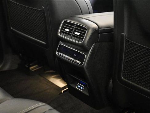 New 2026 Mercedes-Benz GLE 580 4MATIC image 19