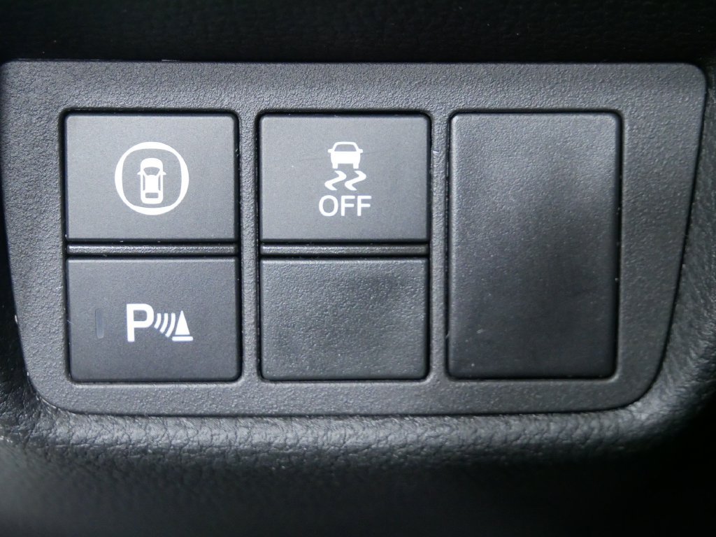 Used 2018 Honda Accord Touring image 24
