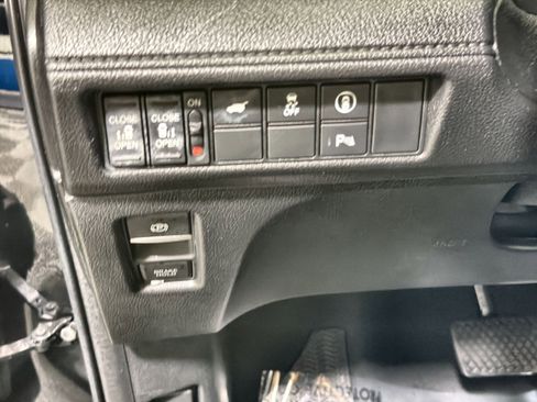 Used 2023 Honda Odyssey Touring image 34