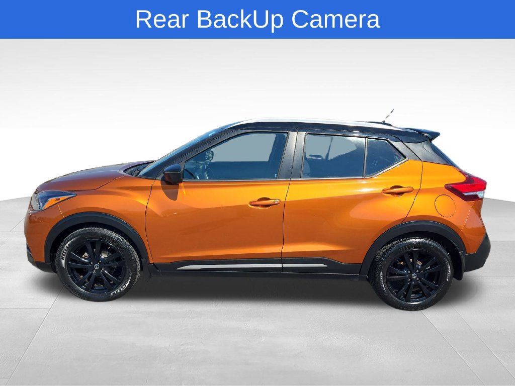 Used 2018 Nissan Kicks SR FWD image 2