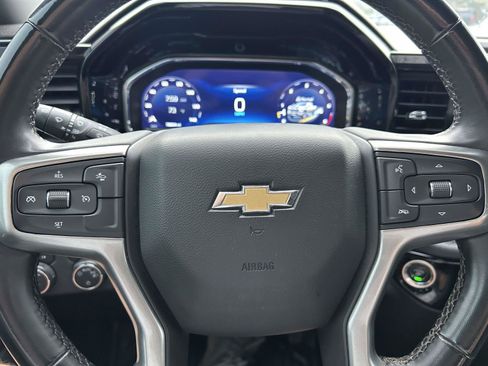 Used 2024 Chevrolet Silverado 2500 LT AWD/4WD image 24