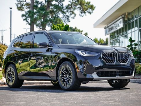 New 2026 BMW X3 xDrive30 w/ Premium Package image 1