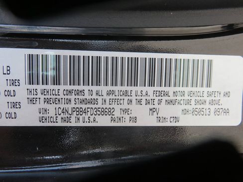 Used 2015 Jeep Patriot Sport FWD image 28