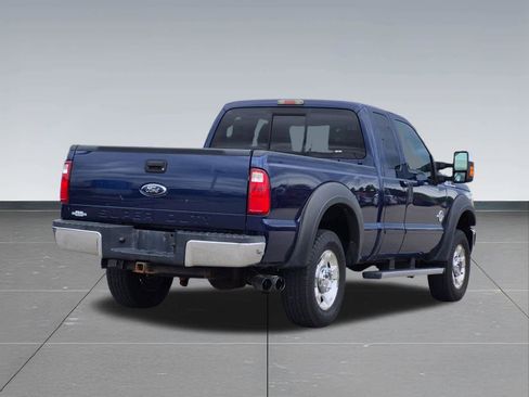 Used 2011 Ford F250 XLT w/ XLT Premium Pkg AWD/4WD image 6