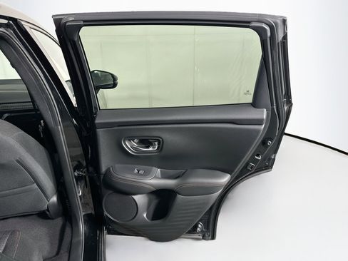 Used 2024 Honda HR-V Sport image 28