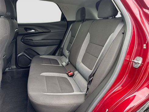 Used 2023 Chevrolet TrailBlazer LT w/ Convenience Package image 23
