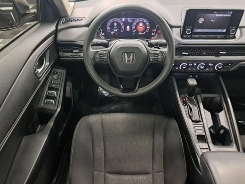 Used 2023 Honda Accord EX image 12