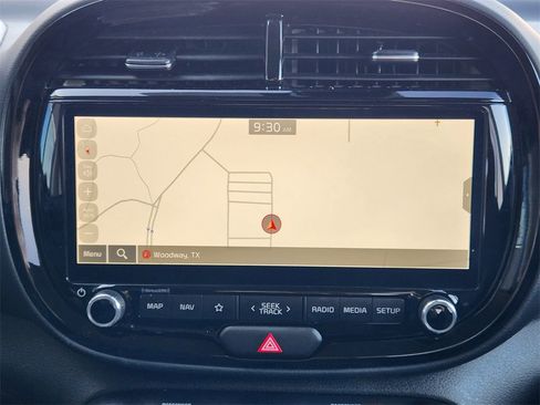 Used 2025 Kia Soul EX image 12