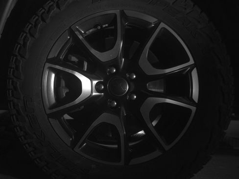 Used 2025 Jeep Compass Trailhawk AWD/4WD image 12