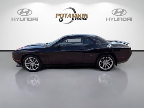Used 2022 Dodge Challenger GT image 8