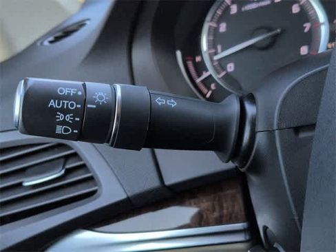 Used 2017 Acura MDX FWD image 29