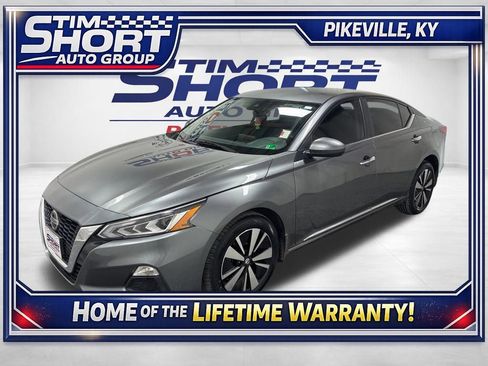 Used 2022 Nissan Altima 2.5 SV image 1