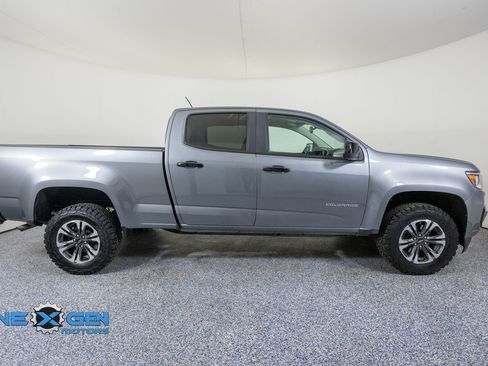 Used 2022 Chevrolet Colorado Z71 AWD/4WD image 8