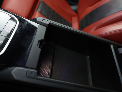 Used 2022 BMW M4 Competition w/ Executive Package image 41