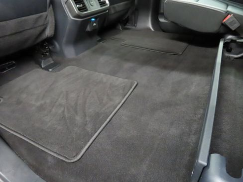 Used 2025 Ford F150 Lariat image 68