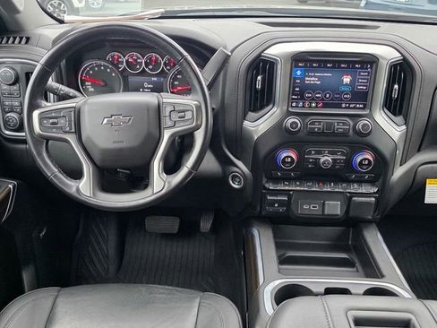 Used 2021 Chevrolet Silverado 1500 LT Trail Boss w/ Convenience Package II AWD/4WD image 17