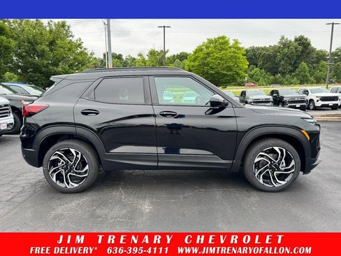 New 2026 Chevrolet TrailBlazer RS w/ Driver Confidence Package FWD image 1