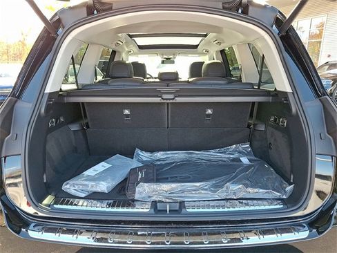 Used 2026 Mercedes-Benz GLS 450 4MATIC image 25