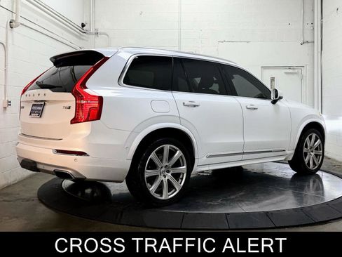 Used 2017 Volvo XC90 T6 Inscription w/ Vision Package image 8