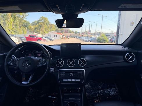 Used 2018 Mercedes-Benz CLA 250 4MATIC image 21