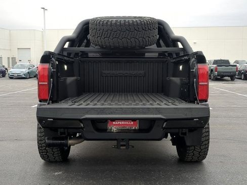 Used 2024 Toyota Tacoma TRD Sport image 16