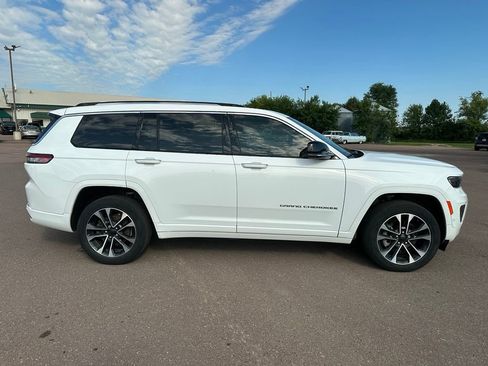 Used 2021 Jeep Grand Cherokee L Overland w/ Advanced Protech Group III AWD/4WD image 28