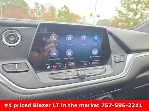 Used 2020 Chevrolet Blazer LT image 11