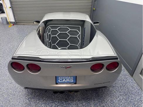 Used 2006 Chevrolet Corvette Z06 w/ Preferred Equipment Group RWD image 5