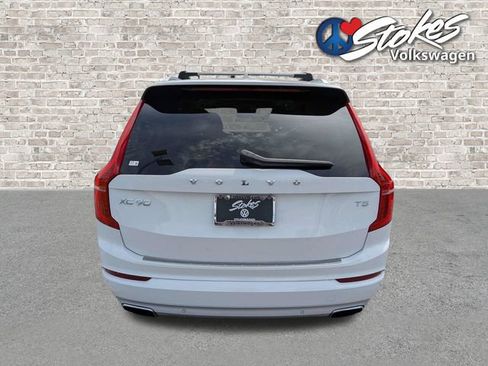 Used 2021 Volvo XC90 T5 Momentum w/ Protection Package Premier FWD image 5