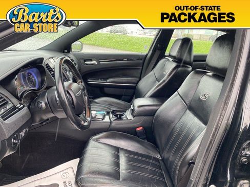 Used 2018 Chrysler 300 S image 24