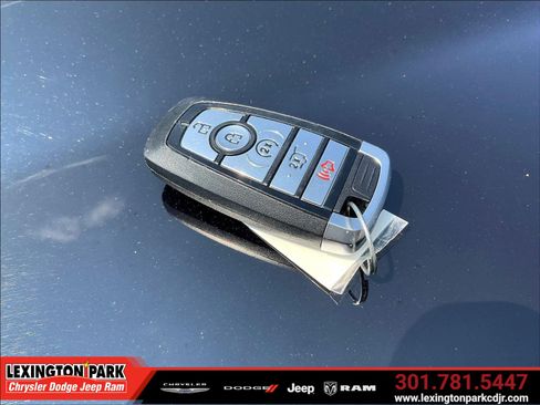 Used 2025 Ford Expedition Max Active AWD/4WD image 34
