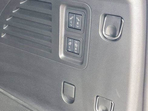 Used 2025 Chevrolet Traverse High Country w/ LPO, Floor Liner Package AWD/4WD image 36