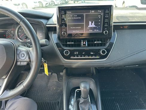 Certified 2020 Toyota Corolla SE image 9