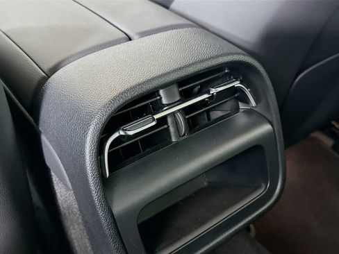 Used 2026 Mercedes-Benz E 350 4MATIC Sedan image 34