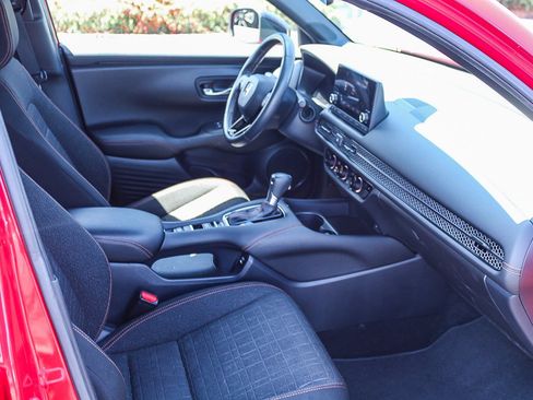 Used 2024 Honda HR-V Sport image 14