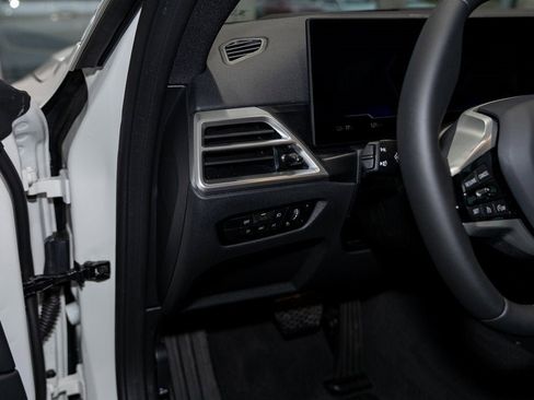 Used 2025 BMW i4 xDrive40i w/ Premium Package image 14