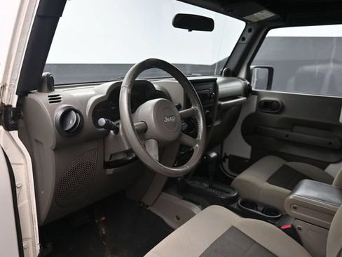 Used 2008 Jeep Wrangler X AWD/4WD image 11