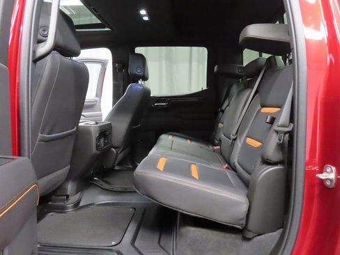 Used 2023 GMC Sierra 1500 AT4 w/ Technology Package image 10