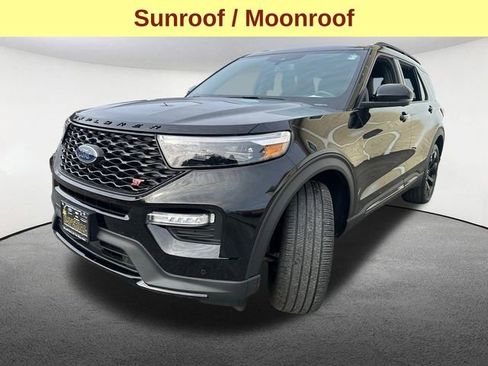 Used 2023 Ford Explorer ST w/ Technology Package image 5