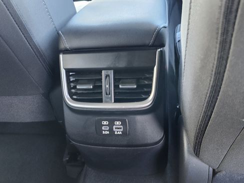 Used 2024 Subaru Outback Premium image 14