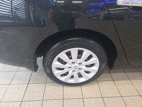Used 2017 Nissan Sentra S image 7