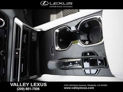 Used 2026 Lexus RX 350h w/ Convenience Package image 10
