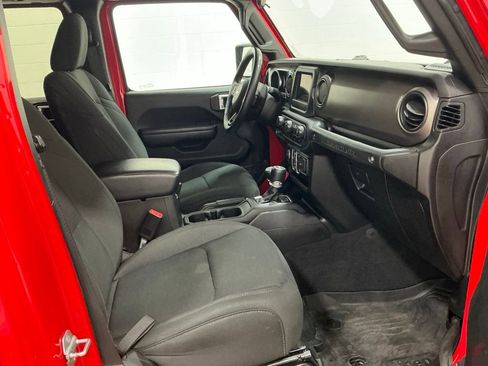 Used 2021 Jeep Wrangler Unlimited Sport image 30
