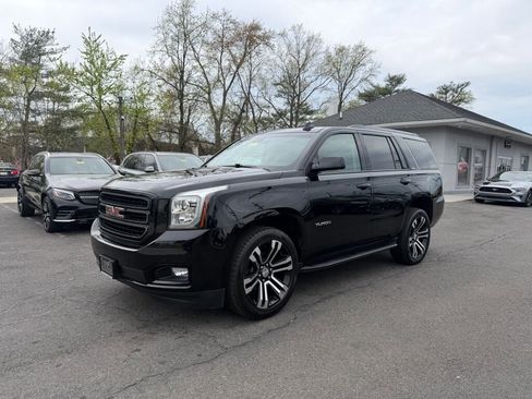 Used 2019 GMC Yukon SLT w/ Open Road Package image 3