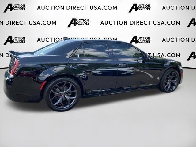 Used 2023 Chrysler 300 S w/ Comfort Group RWD image 24