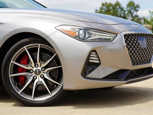 Used 2020 Genesis G70 3.3T w/ Elite Package RWD image 11