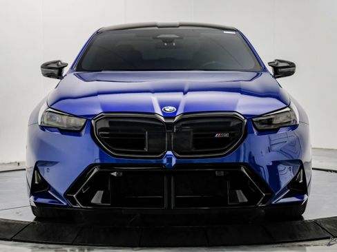 Used 2025 BMW M5 w/ Carbon Package AWD/4WD image 29